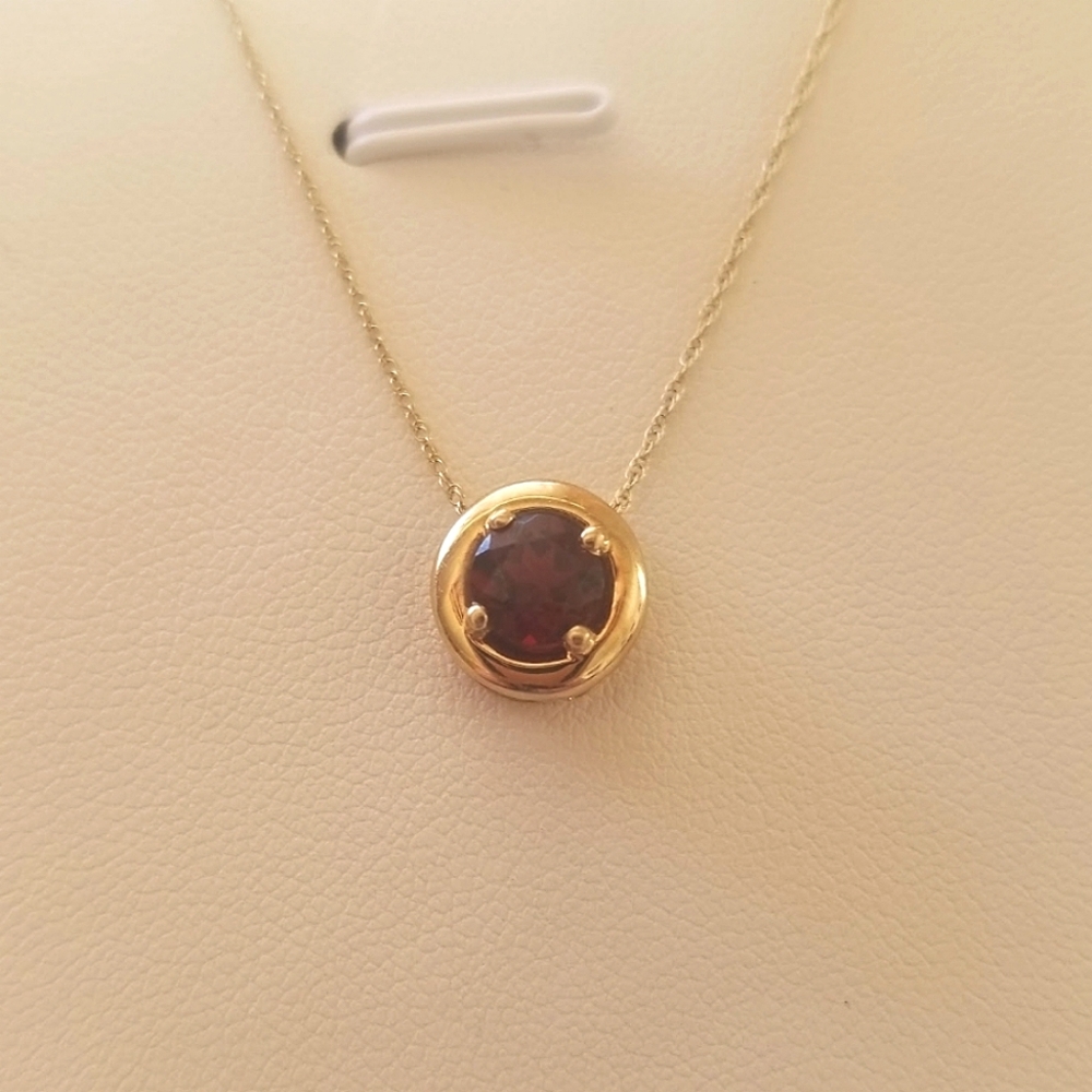 10K Gold Garnet Pendant Necklace - Picture 5 of 12